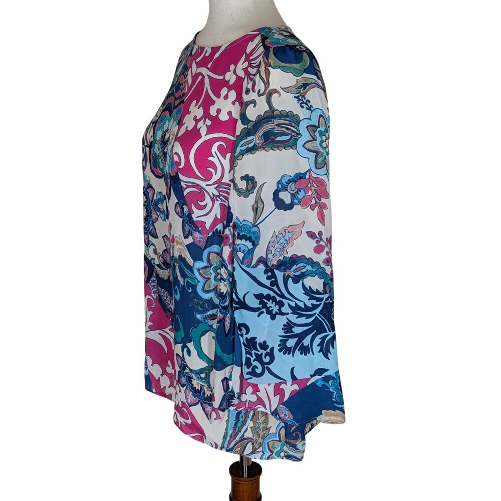 Chicos Womens Blouse Size 0 Small Blue Pink Floral Bell Sleeve Colorful - Picture 2 of 11